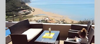 Villa 'Adriatica' con vistas al mar, Wi-Fi y aire acondicionado