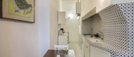 Oven, stovetop, dishwasher, toaster