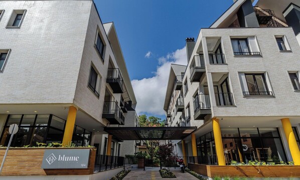 Exterior - Modern and Complete Stays in Gramados Tourist Center - Cbgs (Gramado)