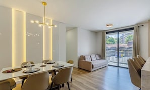 Basic Apartment | Interior - Modern and Complete Stays in Gramados Tourist Center - Cbgs (Gramado)