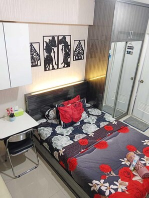 Superior Studio Suite, Balcony | Free WiFi - Siginjae Rooms (Jakarta)