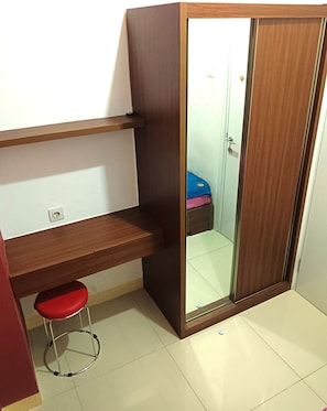 Apartment, 2 Bedrooms, Balcony, City View | Free WiFi