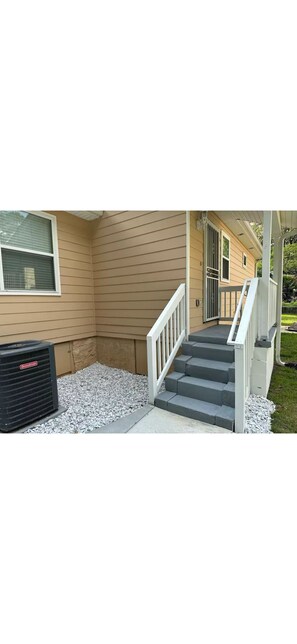 Exterior detail - Unwind in a comfortable 3-bedroom house that has everything for your trip to ATL (Atlanta)