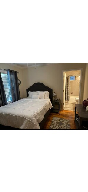 Iron/ironing board, WiFi, bed sheets - Unwind in a comfortable 3-bedroom house that has everything for your trip to ATL (Atlanta)