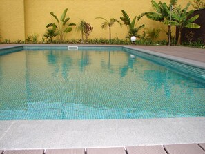 Udendørs pool