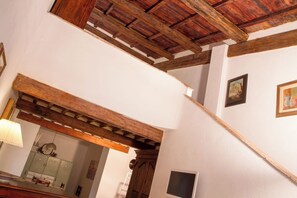 Family Apartment, Patio | Free cribs/infant beds, free WiFi, bed sheets - Relais de Ricci (Impruneta)