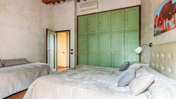 Classic-Apartment | Kostenlose Babybetten, kostenloses WLAN, Bettwäsche