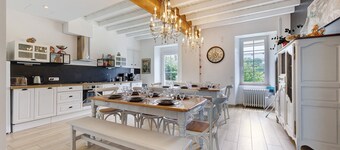 Gîte La Ferme Du Mesnil with Private Terrace, Wi-Fi, and Air Conditioning
