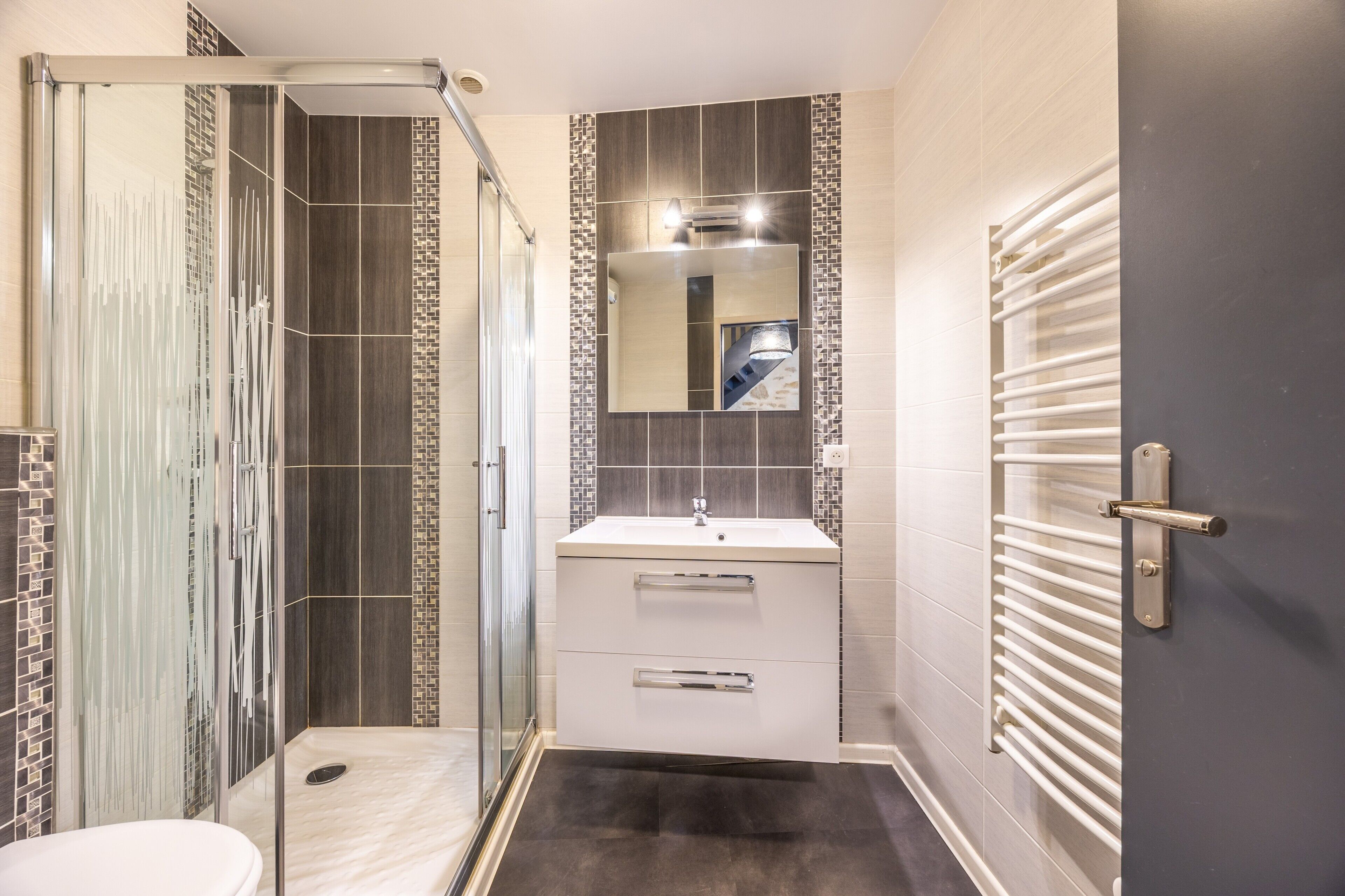Shower, hair dryer