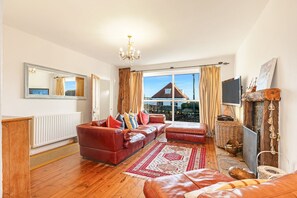 TV, fireplace, books - Grove Cottage -North East Escapes (Beadnell)