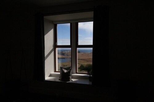 NEW Luxury 5BR Sea View Stay; Log Burners, Garden