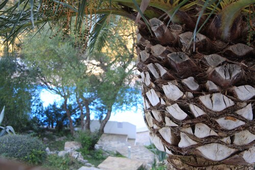 Haus auf Menorca mit herrlichem Blick auf den Strand von Son Bou