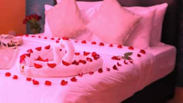 Chambre Double Deluxe, vue ville | Wi-Fi gratuit, draps fournis