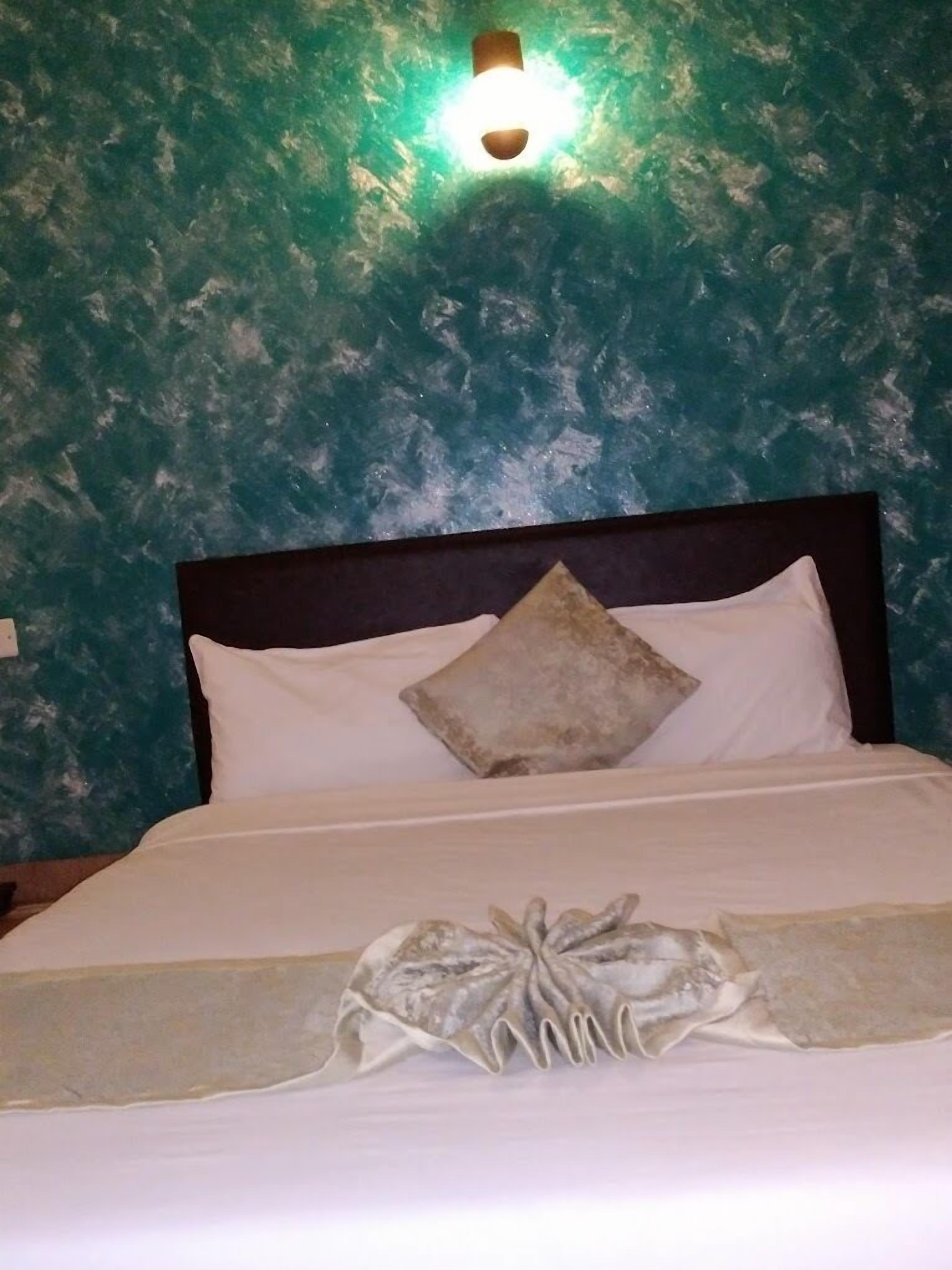 Deluxe Single Room, City View | Free WiFi, bed sheets