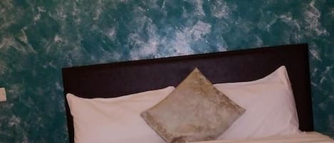 Deluxe Single Room, City View | Free WiFi, bed sheets