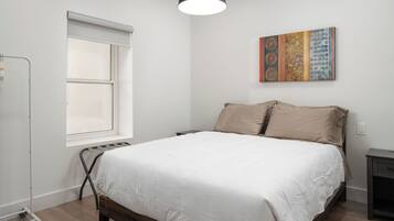 2 bedrooms, in-room safe, iron/ironing board, free WiFi