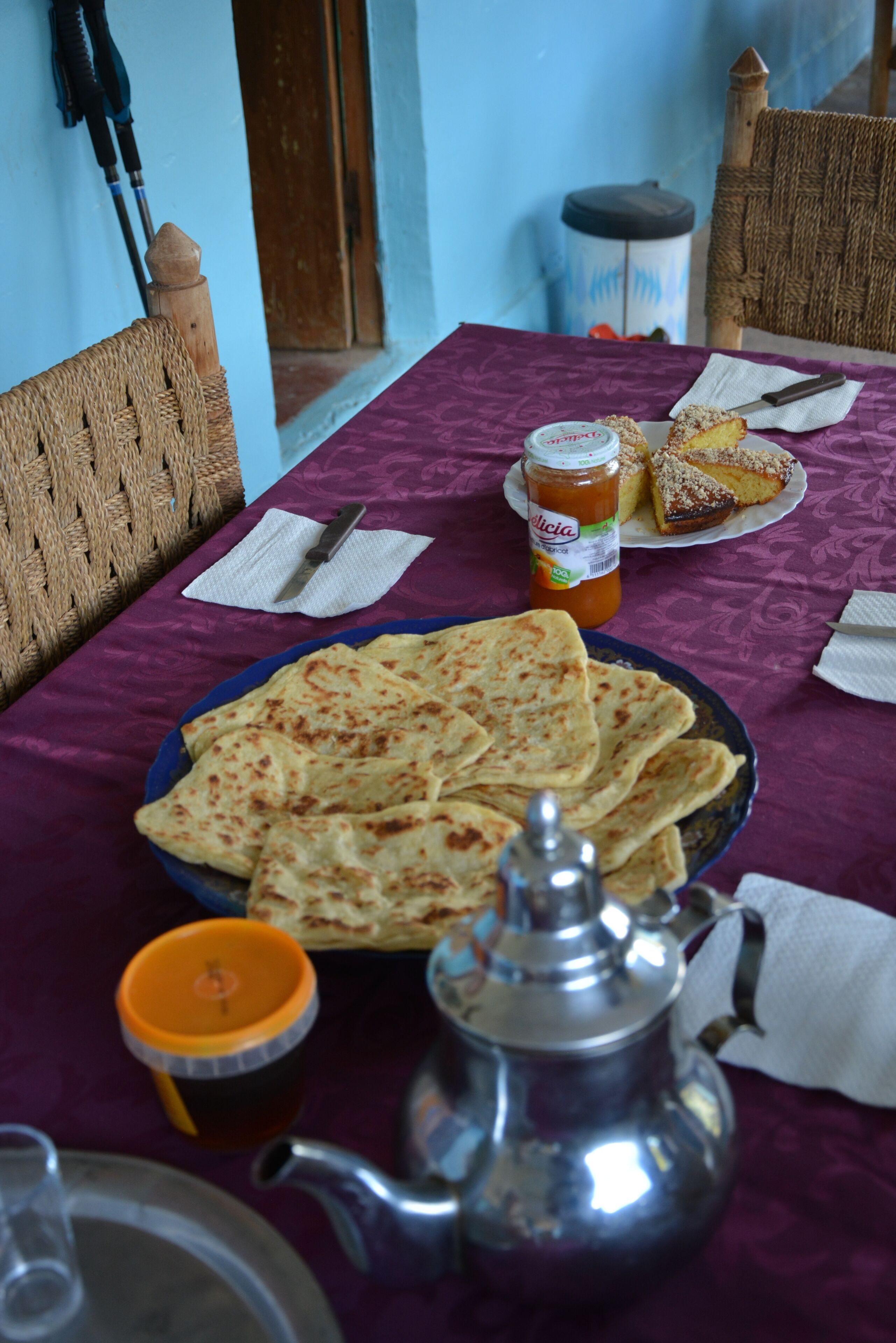 Free daily cooked-to-order breakfast