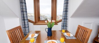 Stylish Lerwick 2BR Apt with Harbour & Town Views