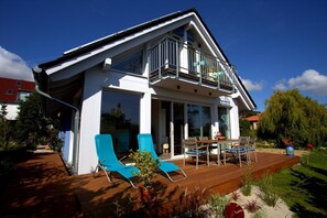 Outdoor dining - Enjoy Your Holiday at Haus Marianne (Breege)