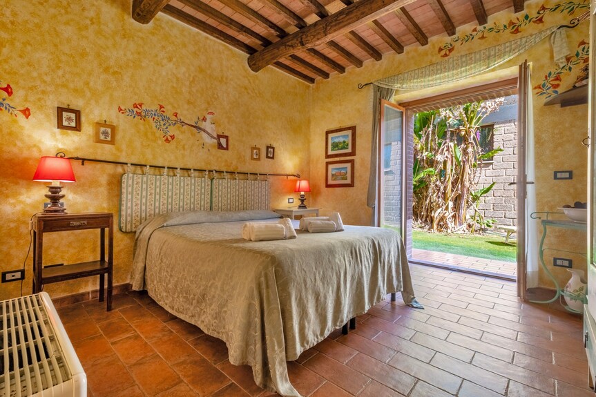 Room 'Camera 2 - Il Maggio' With Shared Pool, Wi-fi And Air Conditioning - Manciano