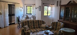 Living area - Casa Alema Monchique pet friendly! (Monchique)