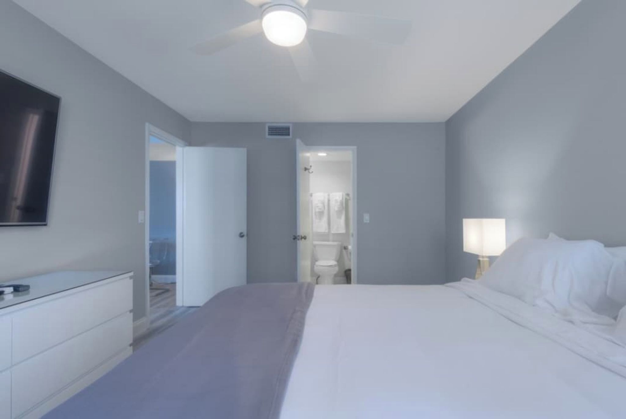 3 bedrooms, free WiFi, bed sheets