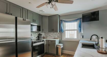 Mountain Oasis: NEW Fishersville Apartment