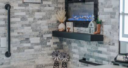 Country Oasis: NEW Fishersville Apartment