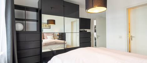 Desk, iron/ironing board, free WiFi, bed sheets