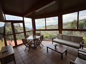 TV - Las Casas de Lola y Rafael – Spacious Villa with Pool in Moya’s Natural Park (moya)