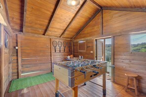 Games room - Las Casas de Lola y Rafael – Spacious Villa with Pool in Moya’s Natural Park (moya)