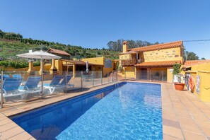 Pool - Las Casas de Lola y Rafael – Spacious Villa with Pool in Moya’s Natural Park (moya)