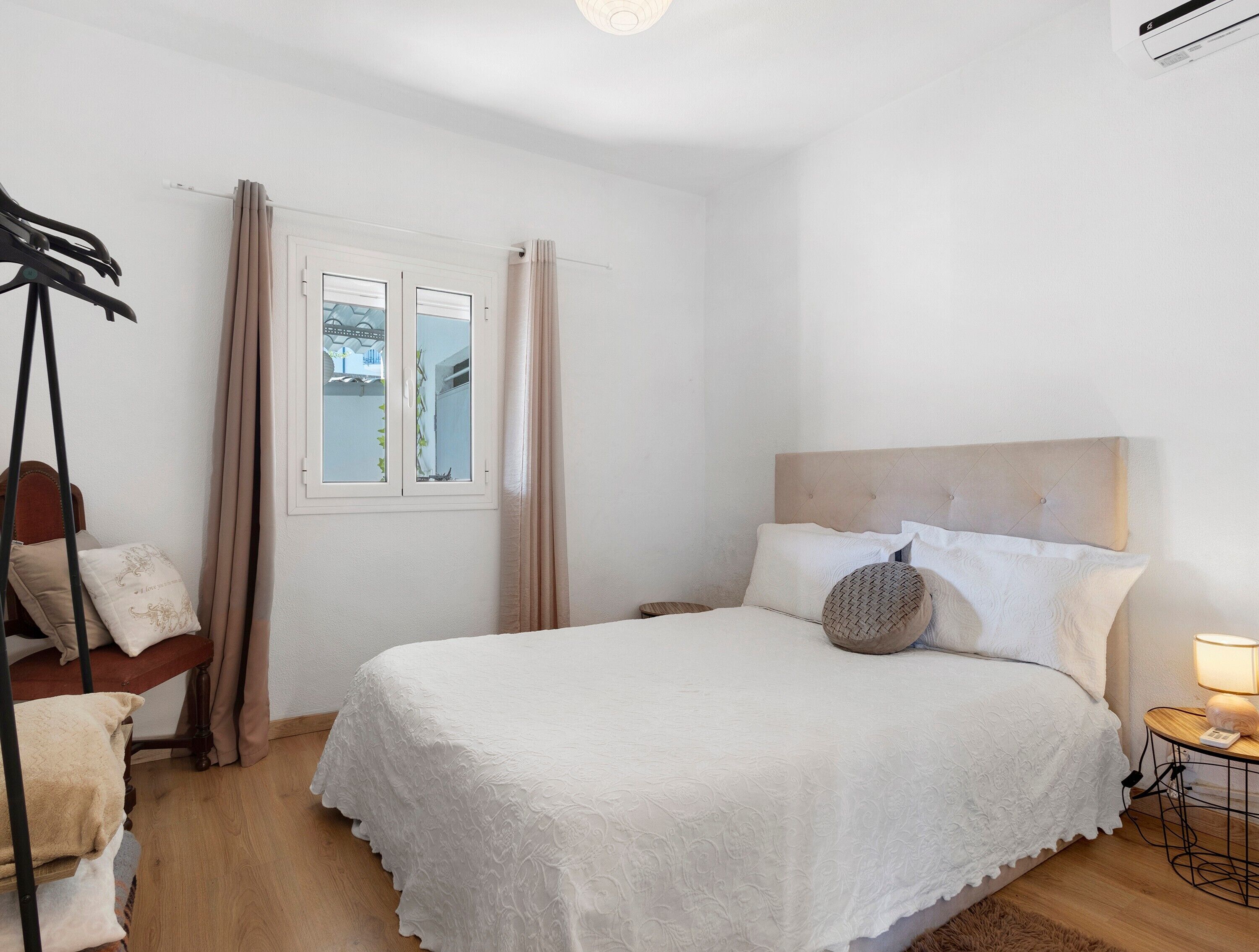 Strykejern/-brett og sengetøy