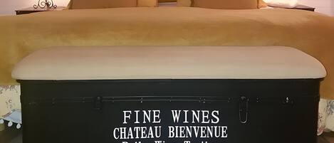 Strykejern/-brett, wi-fi og sengetøy