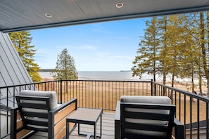 Property grounds - Moonlight Bay Retreat, Waterfront home near Cana Island. (Baileys Harbor)