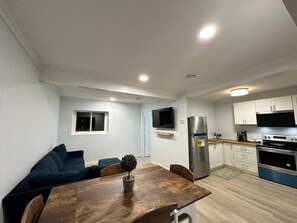 Interior - New Master suite 12 in Lexington (Lexington)