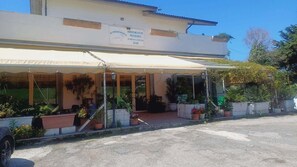 Exterior - Cozy apartment near Gradara, Pesaro, and the beaches. (Tavullia)