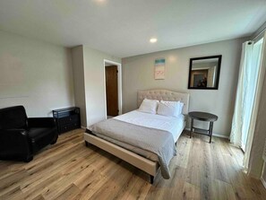Room - Suite #3- New Resort in Lexington- 2 bed 2 bath (Lexington)