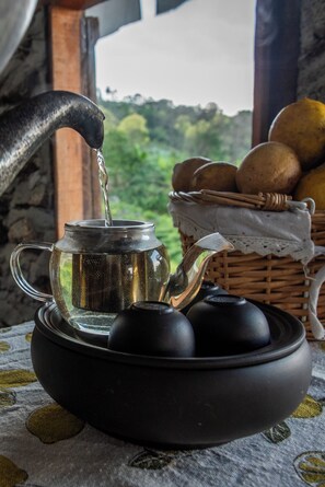 تناول الطعام