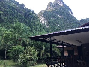 Property grounds - Peaceful house surrounding by nature (Aoluke)