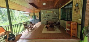 Outdoor dining - Peaceful house surrounding by nature (Aoluke)