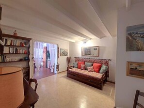 TV - Appa 13 Rue François Médina (Saintes-Maries-de-la-Mer)