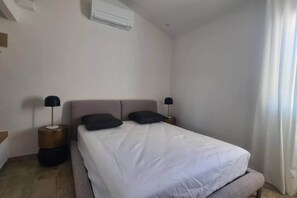 In-room safe, iron/ironing board, WiFi - BUT Augusta A les saintes maries de la mer (Saintes-Maries-de-la-Mer)