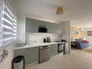 Private kitchen - BUT PassionCamarg5 les saintes maries de la mer (Saintes-Maries-de-la-Mer)