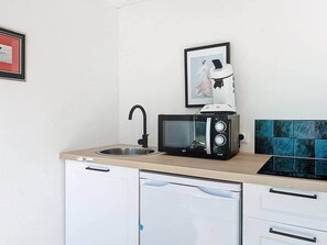 Private kitchen - Mas des Colverts -Studio 5 (Saintes-Maries-de-la-Mer)