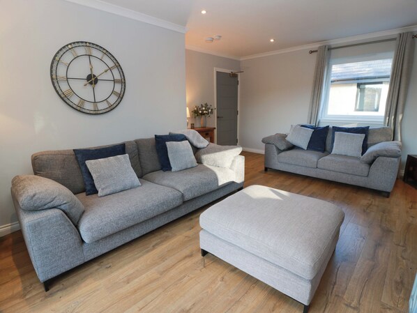 Living area - Cramar Cottage (Glasgow)