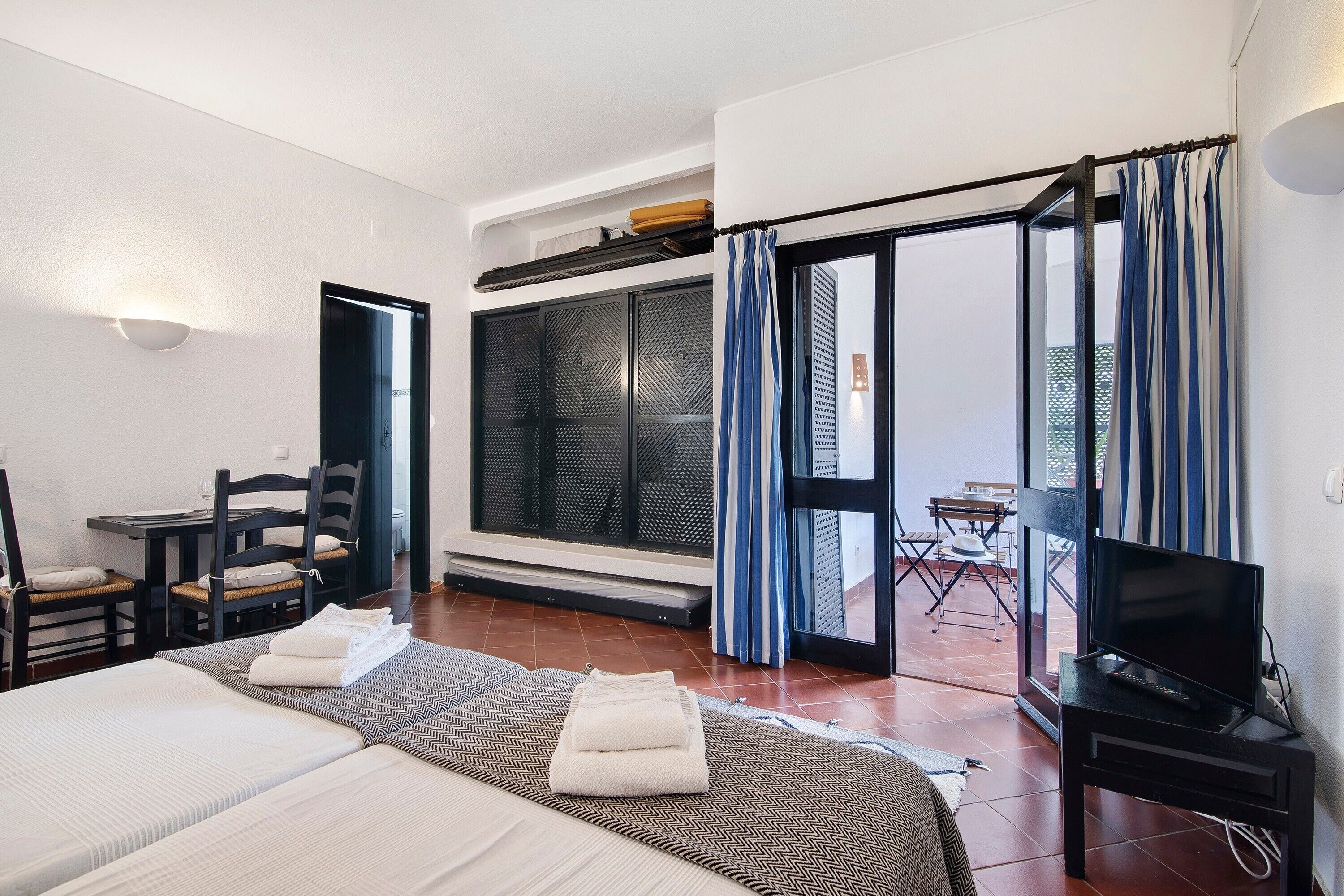 Strygejern/strygebræt, Wi-Fi, sengetøj