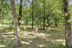 Property grounds - Vacation Home 'Saint Michel Escalus' with Wi-Fi and Air Conditioning (Saint-Michel-Escalus)