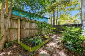 Property grounds - The Pearl Unit A, Stay for 4 (St. Augustine)