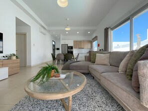 Living area - Vacation Home 'Lychee' with Private Pool, Wi-Fi and Air Conditioning (Las Palmas)